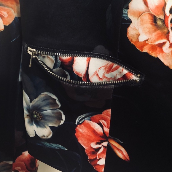 Another Story satin floral blazer suit jacket - Picture 7 of 10